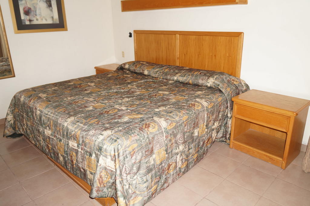 Maria Luisa Inn & Suites Juarez  Zimmer foto