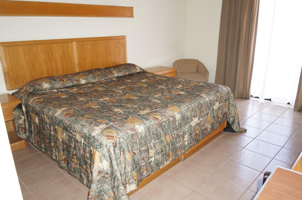 Maria Luisa Inn & Suites Juarez  Zimmer foto